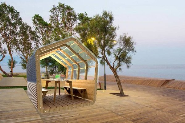 Resorts-walk-way-tents