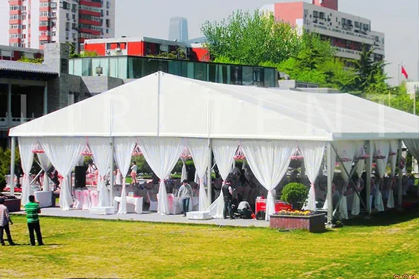 Outdoor Weddings